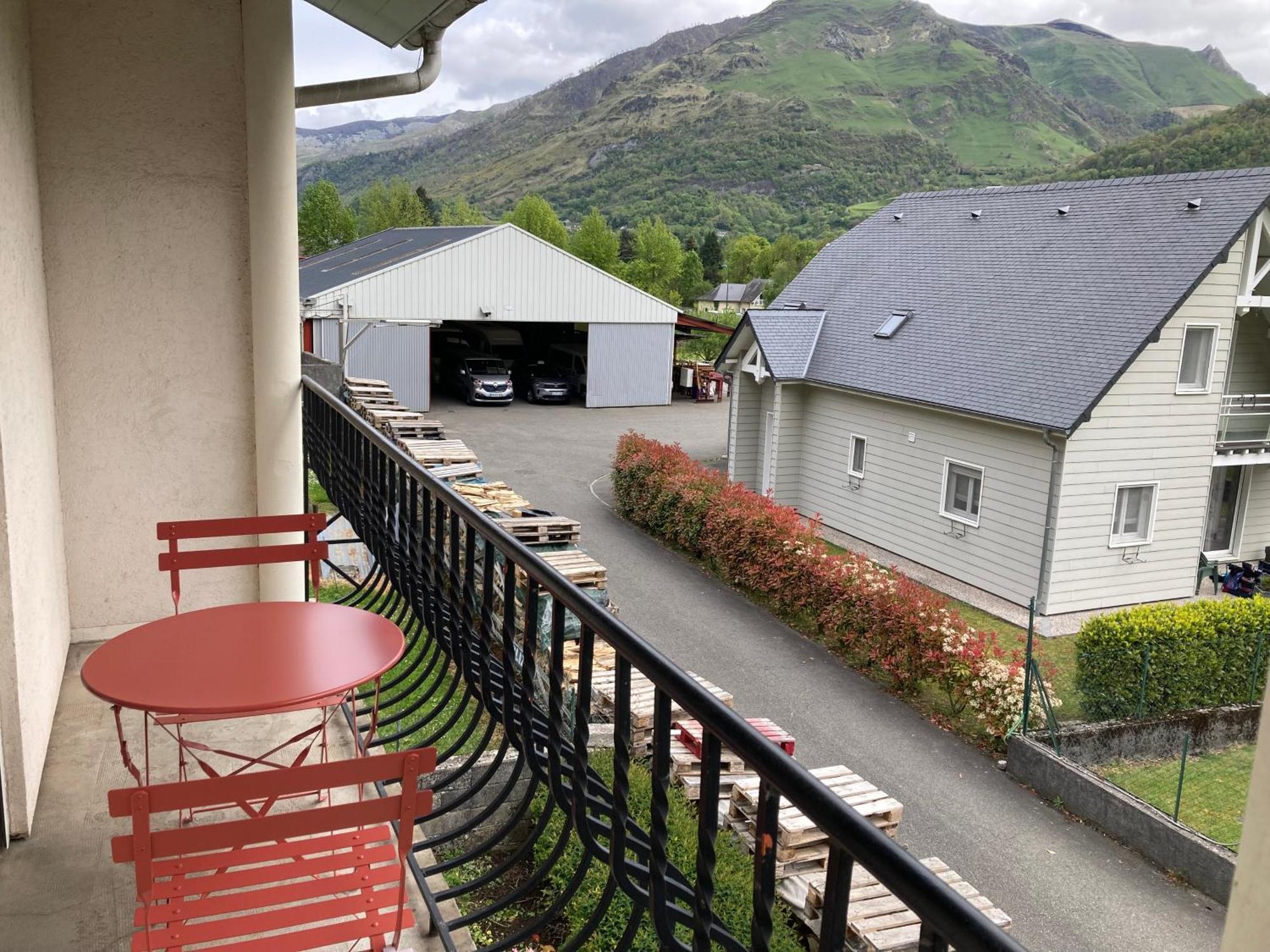 Gite Le Pic Du Ger Laruns Exteriör bild